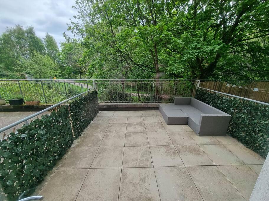 Stunning 1 Bd Flat In Lochend Park With A Patio Apartamento Edimburgo Exterior foto